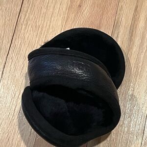 UGG toddlers Black Leather shearling ear muffs